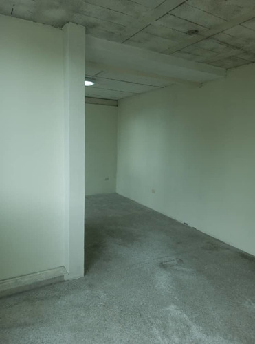 Imagen 5 de 9 de Se Vende O Se Alquila Oficina Av Juncal Ve02-879sc-mya