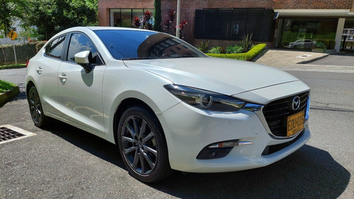 Imagen 2 de 15 de Mazda 3 2019 2.0 Grand Touring