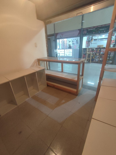 Imagen 9 de 10 de Local Comercial En C.c. Metro Express En San Diego. Vende Crismelia Castillo