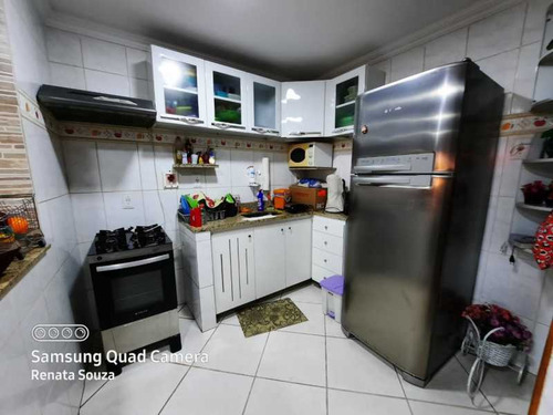 Imagem 9 de 15 de Ampla Casa Triplex Totalmente Reformada Com 3 Quartos ( 1 Suíte ) Para Venda No Bairro Vila Nova - Nova Iguaçu. - Sica30020