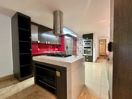 Casa En Arriendo En San Lucas. Cod A776086