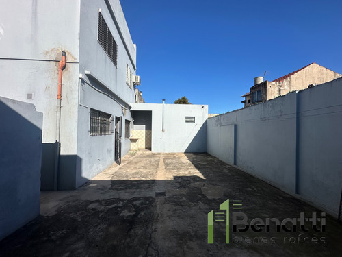 Ph 3 Amb Al Frente En Planta Baja. Doble Cochera Y Patio