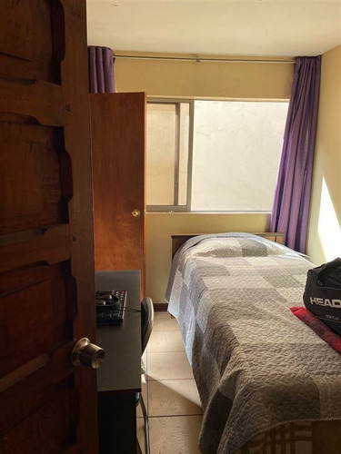 Imagen 3 de 5 de Departamento En Venta De 2 Dorm. En Valparaíso Centro
