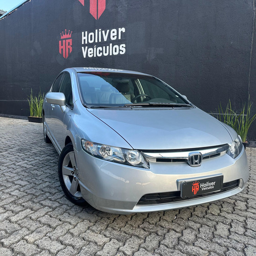 Honda Civic 1.8 Lxs Flex Aut. 4p