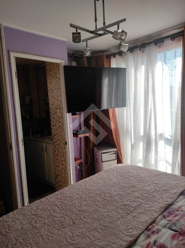 Casa En Venta De 4 Dorm. En Maipú