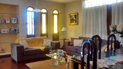 Imagem 5 de 13 de (9022) Casa Em Lagoa Nova, 4/4 - V-9022