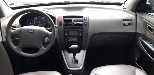 Imagem 8 de 9 de Hyundai Tucson 2.0 Mpfi Gls 16v 143cv 2wd Flex 4p