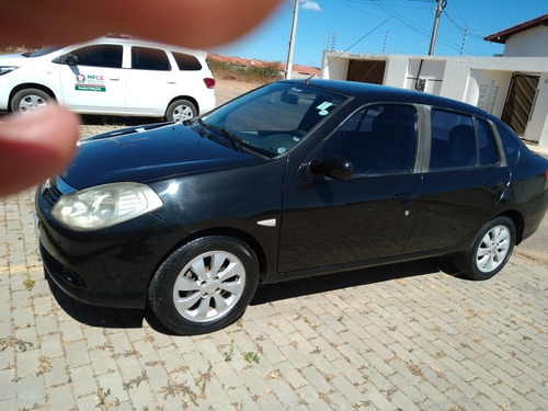 Imagem 1 de 5 de Renault Symbol 2010 1.6 16v Privilège Hi-flex 4p