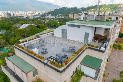 Agp Apartamento En Venta En Colinas De Valle Arriba, Moderno Con Bella Vista Y Áreas Sociales 25-23222 Ys