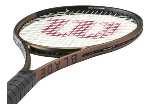 Imagen 2 de 8 de Raqueta Wilson Blade 98 305gr #1 Strings