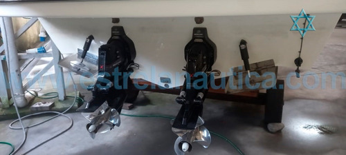 Imagem 3 de 11 de Lancha Phantom 37,5 Iate Ferretti Axtor Carbrasmar Armada