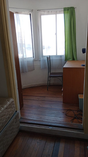 Se Vende Hostal Con Buena Ubicación Funcionando