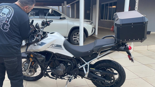 Imagem 1 de 7 de Triumph Tager 900 Rally