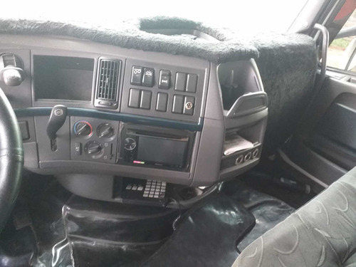 Imagem 5 de 7 de Volvo Fh 440 6x2