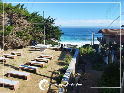Casa Esquina Más 2 Cabañas A 200m De La Playa, El Quisco