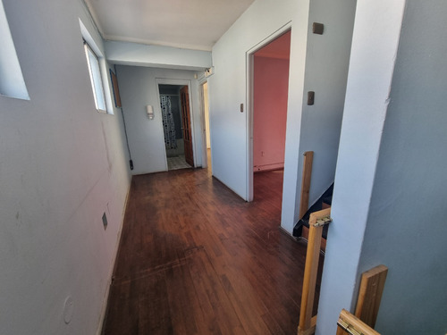 Casa En Excelente Ubicación, Apta Para Oficina Con Trifásica