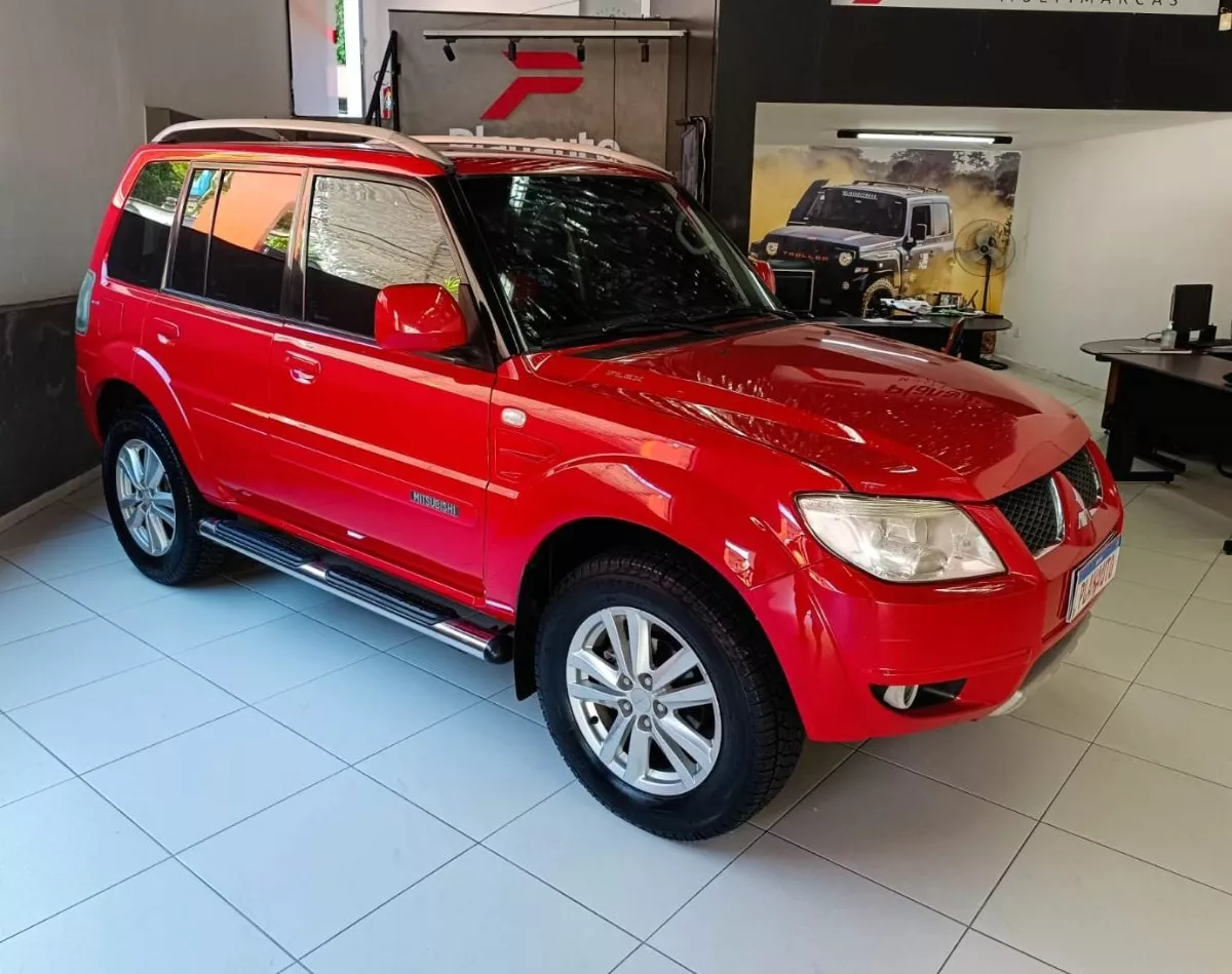 Mitsubishi Pajero TR4 2.0 Flex Aut. 5p