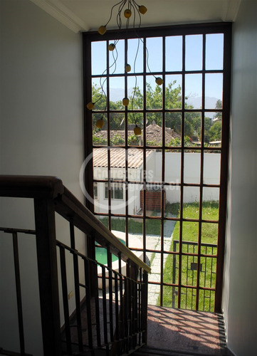 Casa En Venta De 4 Dorm. En Providencia
