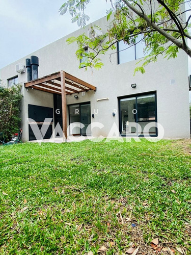 Imagen 10 de 30 de Venta Duplex Casa 3 Dormitorios Barrio Cerrado Moreno