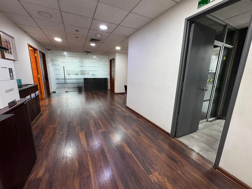Oficina Clase A 431m2 | El Golf | Mobiliario Opcional