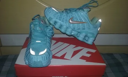 Nike shox azul bebe sale