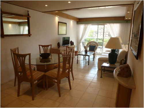 Imagen 4 de 30 de Simpatico Departamento En Punta Del Este