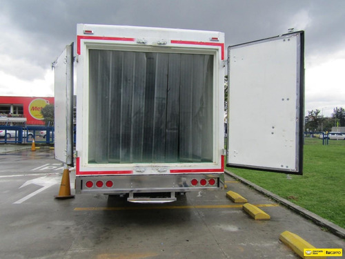 Hino Dutro City 716