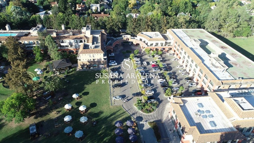 Local En Alquiler En Pueblo Caamaño, Pilar, G.b.a. Zona Norte