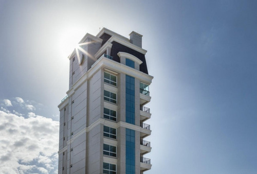 Imagem 1 de 6 de Apartamento Centro Balneario Camboriu - 77474