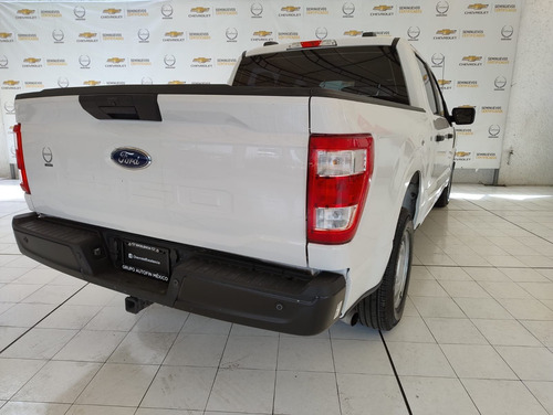 Ford F-150 3.3 XL Doble Cabina V6 4x2 At