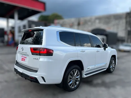Toyota Land Cruiser 300 Vx.r