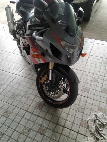 Suzuki Srad 750