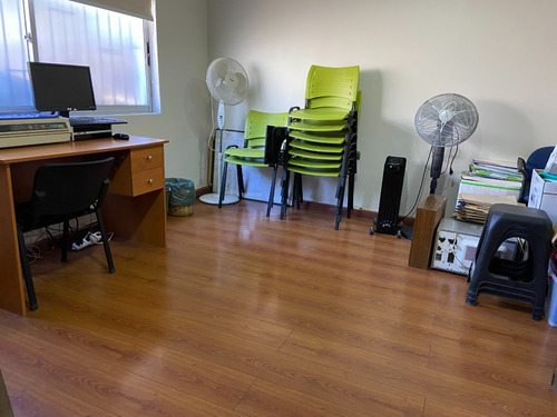 Imagen 6 de 16 de Estupenda Casa Para Uso Comercial En Talcahuano