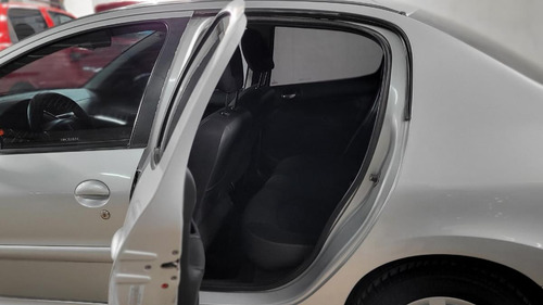 Peugeot 207 2.0 Sedan Xt Hdi