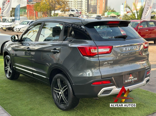 Lifan X70 X70 DLX 2.0CC