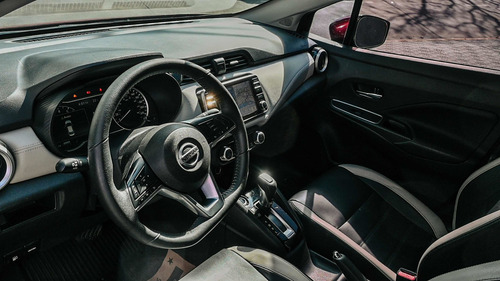 Imagen 8 de 15 de Nissan Versa 2020 1.6 Advance At