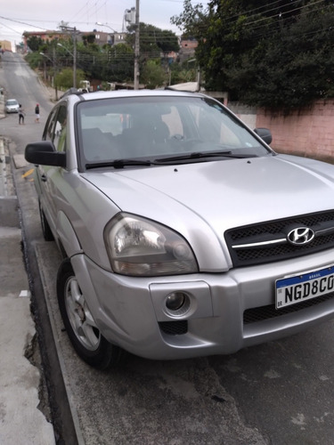 Hyundai Tucson Gl 2.0