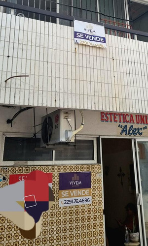 Venta De Edificio Con 2 Locales Comerciales Y 4 Oficinas O Departamentos  En Héroes De Nacozari