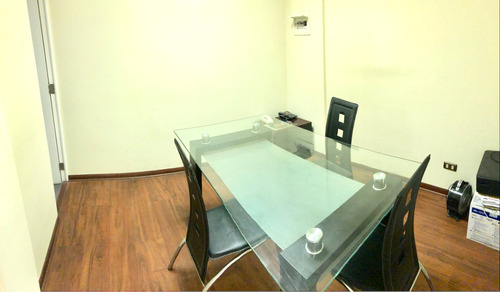 Oficina Con 2 Privados 2 Baños Piso Flotante