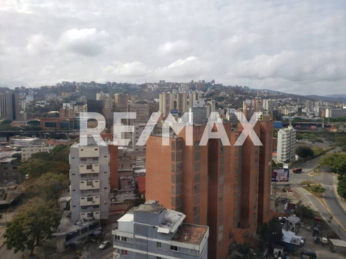 Imagen 10 de 13 de Venta De Oficina En Torre Banhorient Plaza Venezuela Avenida Casanova