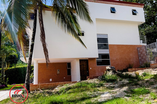 Venta De Casas Campestres En Ibague (condominio Los Lagos) #bienesraices #ibagué