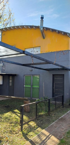 Imagen 6 de 6 de Complejo Conformado Por 4 Propiedades Emplazadas En Un Lote