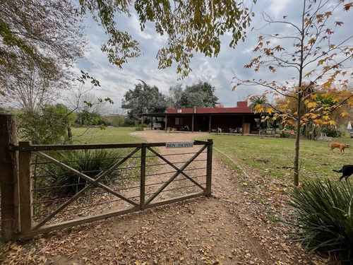 Chacra 1 Hectarea, 3 Cuartos, 2 Baños, Zona Muy Tranquila