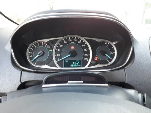 Imagen 8 de 14 de Ford Ka 2017 Se Full