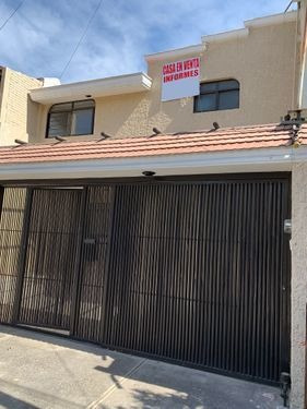 Imagen 1 de 26 de Casa En Venta En Jardines De San José
