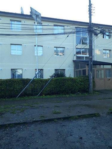 Departamento En Venta De 2 Dorm. En Valdivia