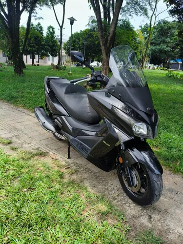 Kymco Xtown 300 Muy Cuidada