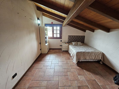 Nuevo Valor - Chalet Barrio Ex Malibu - Estilo Texana