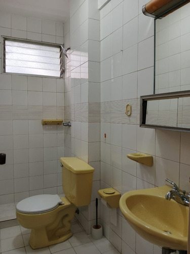 Apartamento/ Alquiler/ Colinas De Bello Monte/ 80m2/ 2h-2b-1p