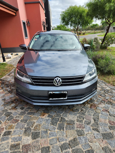 Volkswagen Vento 2.5 Advance Plus 170cv